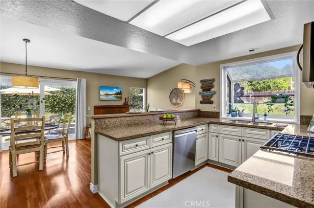 1769 Eastview, Upland, CA 91784