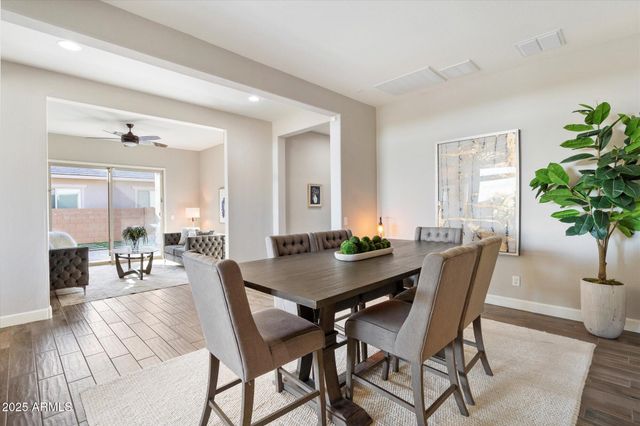 9275 W PLUM Road, Peoria, AZ 85383