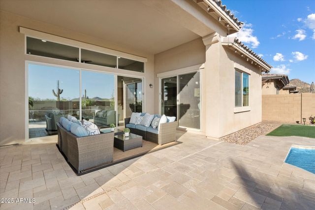 9275 W PLUM Road, Peoria, AZ 85383