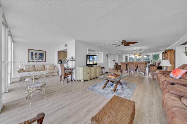 601 Three Islands Blvd 302, Hallandale Beach, FL 33009