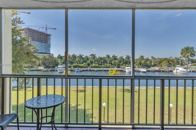 601 Three Islands Blvd 302, Hallandale Beach, FL 33009