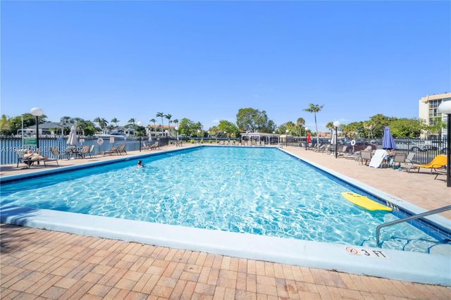 601 Three Islands Blvd 302, Hallandale Beach, FL 33009