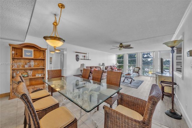 601 Three Islands Blvd 302, Hallandale Beach, FL 33009