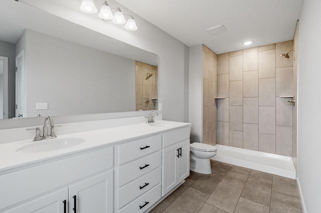 22394 Denmark Court, Farmington, MN 55024