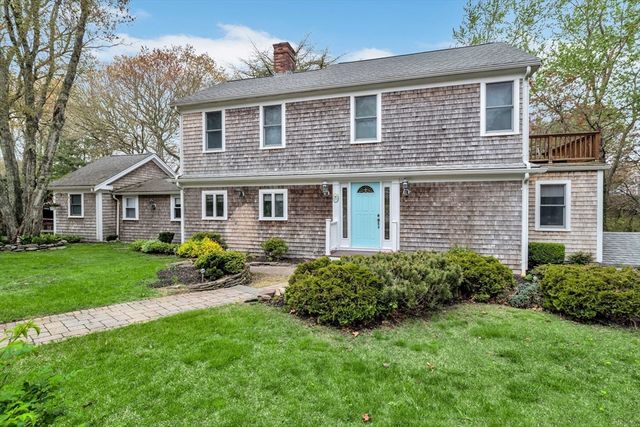 107 Wimbledon Dr, Yarmouth, MA 02673