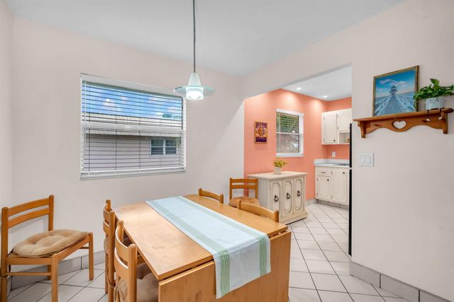 716 Saxony Place O, Delray Beach, FL 33446