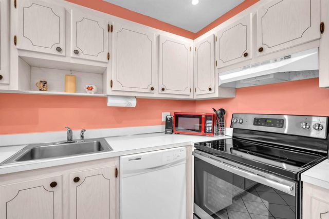 716 Saxony Place O, Delray Beach, FL 33446