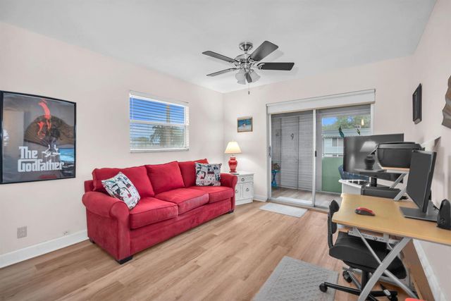 716 Saxony Place O, Delray Beach, FL 33446