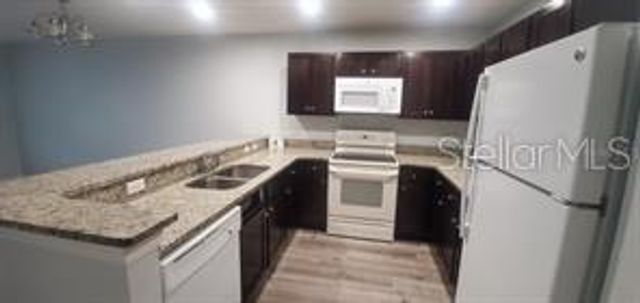 284 GARDNER LANE E, Kissimmee, FL 34743