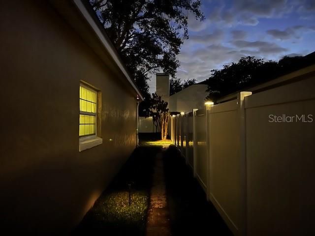 857 KINGSBRIDGE DRIVE, Oviedo, FL 32765