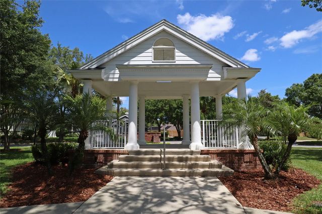 857 KINGSBRIDGE DRIVE, Oviedo, FL 32765