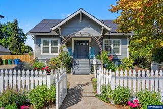 914 Pine St NE, Silverton, OR 97381