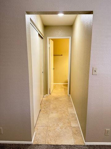 312 W Yukon Drive 2, Phoenix, AZ 85027