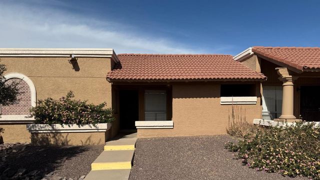 312 W Yukon Drive 2, Phoenix, AZ 85027