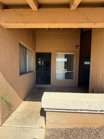 312 W Yukon Drive 2, Phoenix, AZ 85027