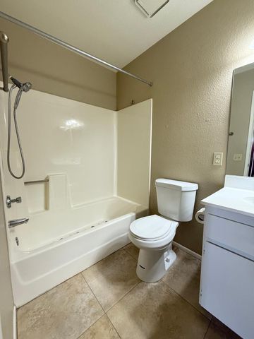 312 W Yukon Drive 2, Phoenix, AZ 85027