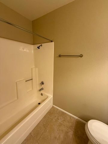 312 W Yukon Drive 2, Phoenix, AZ 85027