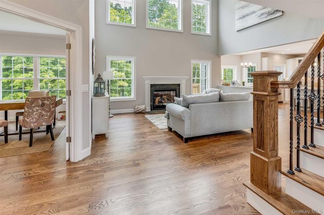 991 Freedom Road, Pleasant Valley, NY 12569