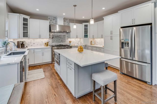 991 Freedom Road, Pleasant Valley, NY 12569