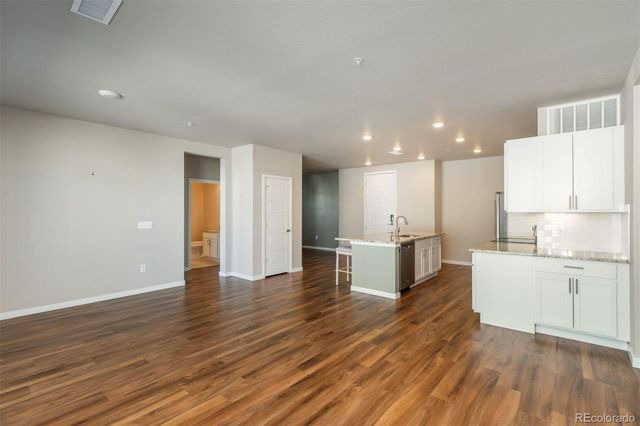 460 E Fremont Place 309, Centennial, CO 80122