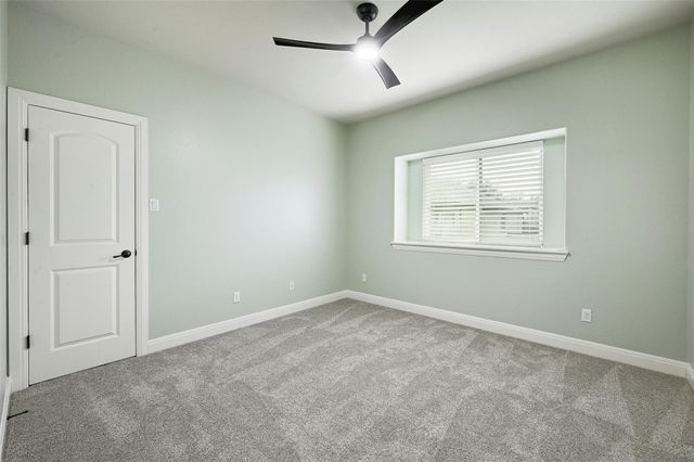 104 Turvey CV, Hutto, TX 78634