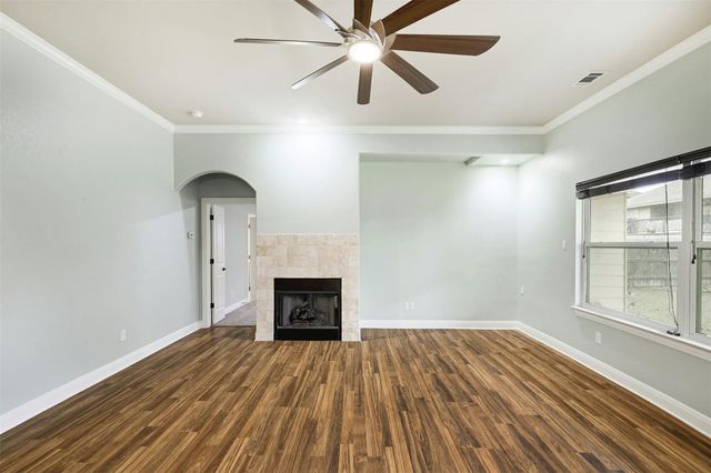 104 Turvey CV, Hutto, TX 78634