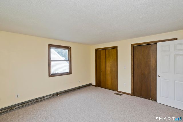 7 Second Avenue, Enfield, CT 06082