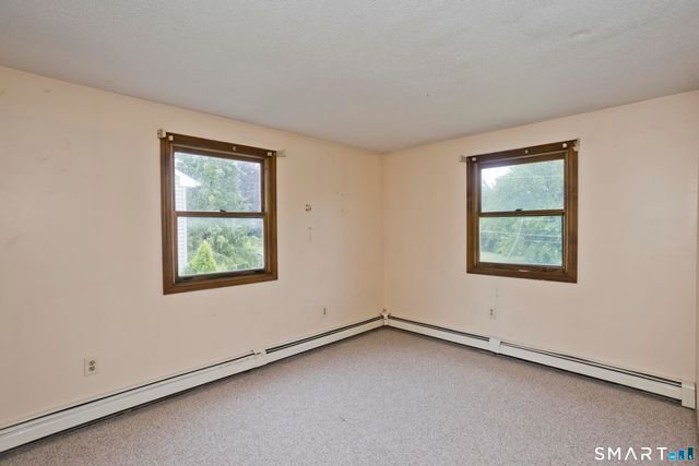 7 Second Avenue, Enfield, CT 06082