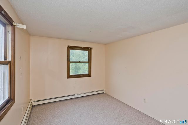 7 Second Avenue, Enfield, CT 06082