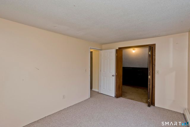 7 Second Avenue, Enfield, CT 06082