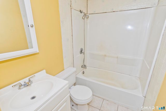 7 Second Avenue, Enfield, CT 06082