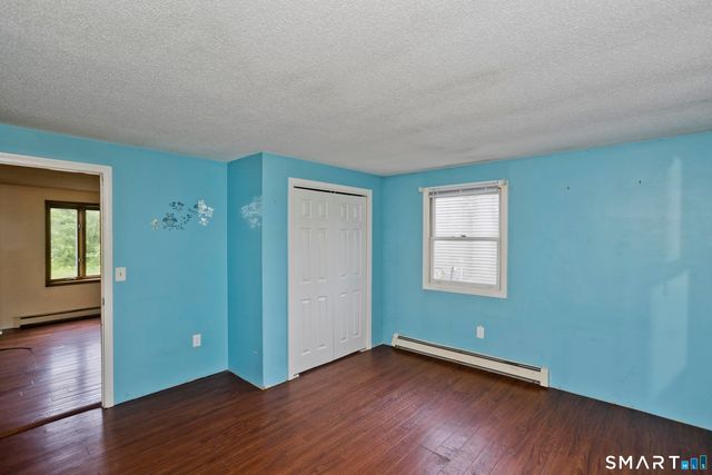 7 Second Avenue, Enfield, CT 06082