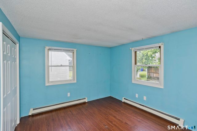 7 Second Avenue, Enfield, CT 06082