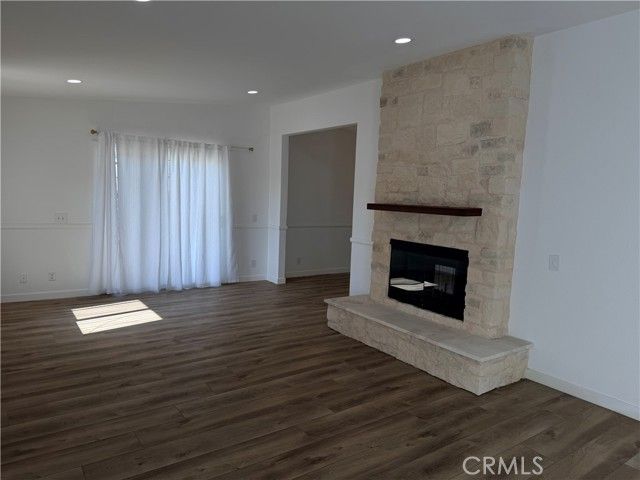 1720 Elsinore Circle, Oxnard, CA 93035