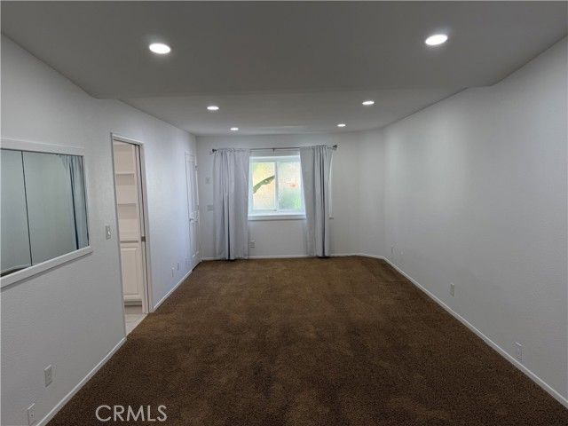 1720 Elsinore Circle, Oxnard, CA 93035