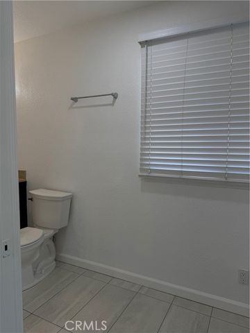 1720 Elsinore Circle, Oxnard, CA 93035