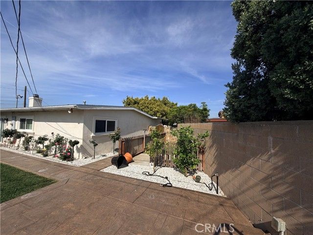 1720 Elsinore Circle, Oxnard, CA 93035