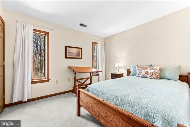 1850 BROOKS RD, West Chester, PA 19382