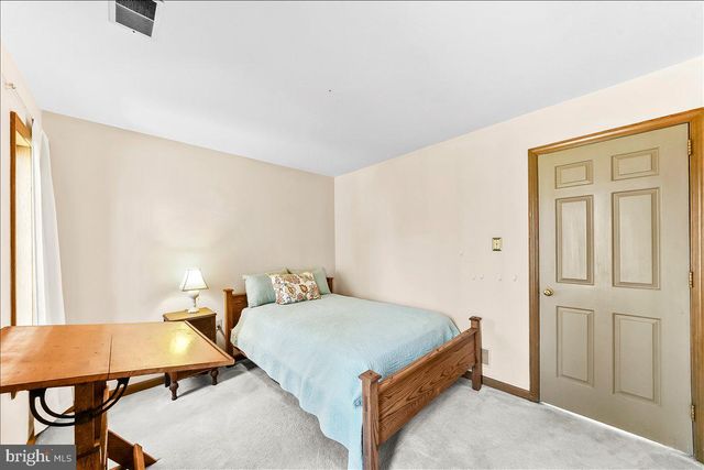 1850 BROOKS RD, West Chester, PA 19382