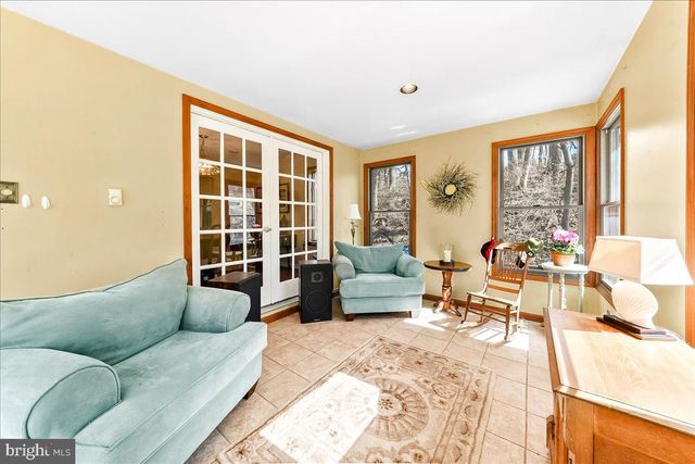 1850 BROOKS RD, West Chester, PA 19382