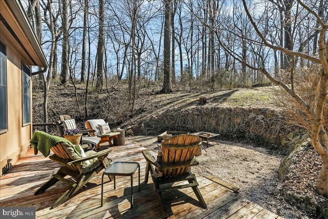 1850 BROOKS RD, West Chester, PA 19382