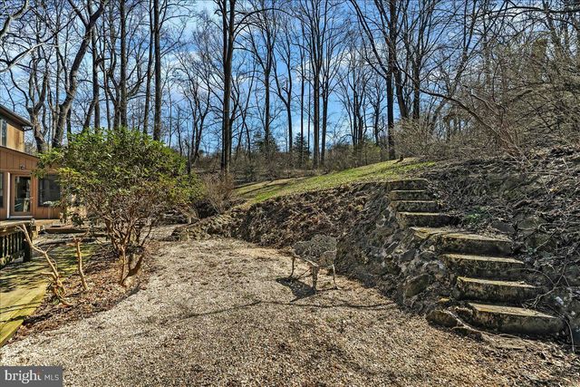 1850 BROOKS RD, West Chester, PA 19382