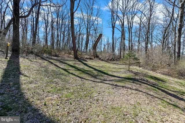 1850 BROOKS RD, West Chester, PA 19382