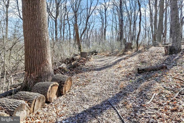 1850 BROOKS RD, West Chester, PA 19382