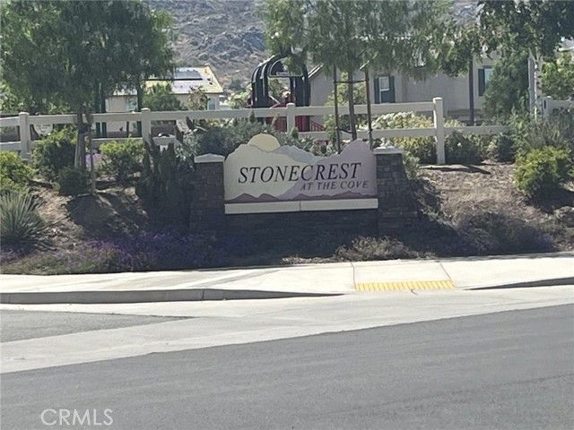 921 Yukon Drive, San Jacinto, CA 92582