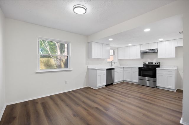 8343 Carriage Creek Drive, Houston, TX 77064