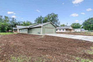 537 N Topeka, El Dorado, KS 67042