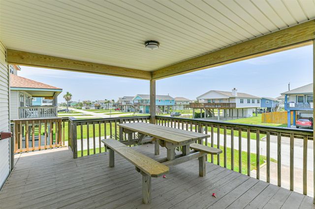 4030 Fort Bend Drive, Galveston, TX 77554