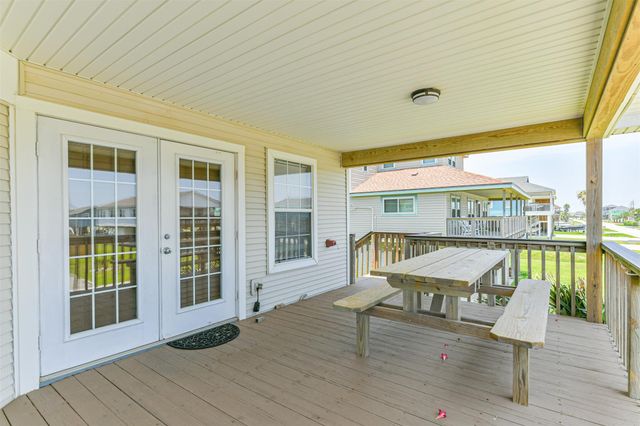 4030 Fort Bend Drive, Galveston, TX 77554