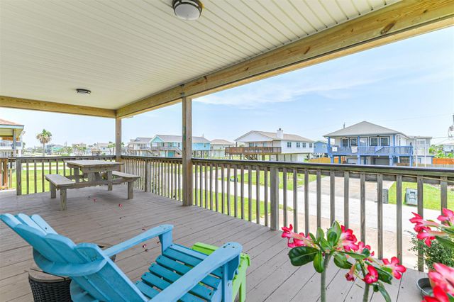 4030 Fort Bend Drive, Galveston, TX 77554